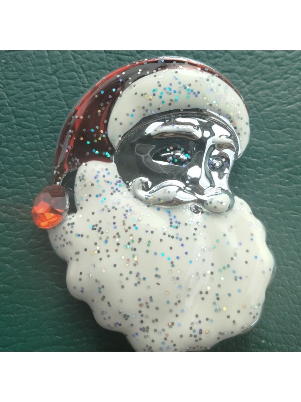 Santa Claus Christmas Pin Brooch Holiday Jewelry